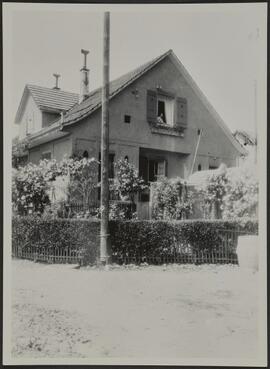 Lancy, chemin de Tivoli : villa Gardy