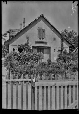 Lancy, chemin de Tivoli : villa Gardy