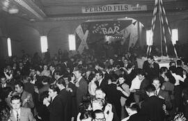 [Genève: Festival de la lumière, 25e anniversaire de syndicat des monteurs-électriciens, bal]