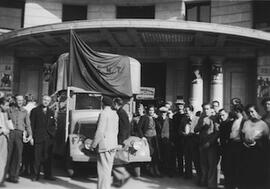 [Guerre d'Espagne: ambulance offerte par le mouvement ouvrier suisse]