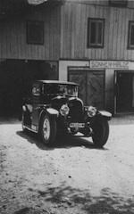 [Automobile, Sonnen Halde]